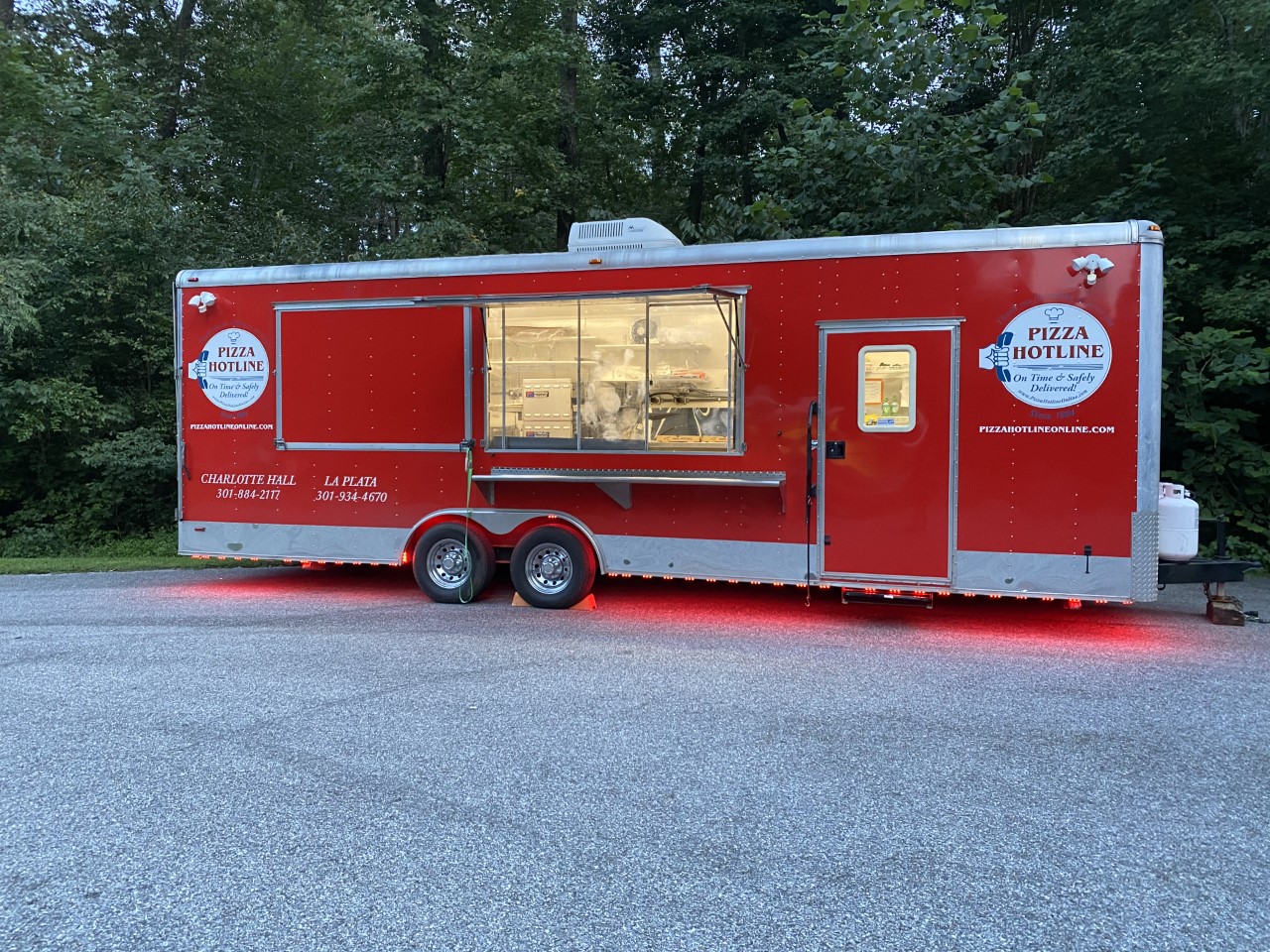 Pizza Trailers in Charlotte Hall, MD | Pizza Hotline